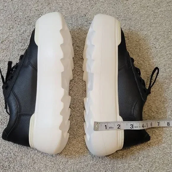 UGG Marin Mega Lace Black/White Platform Sneakers Size 9.5 - Picture 7 of 8